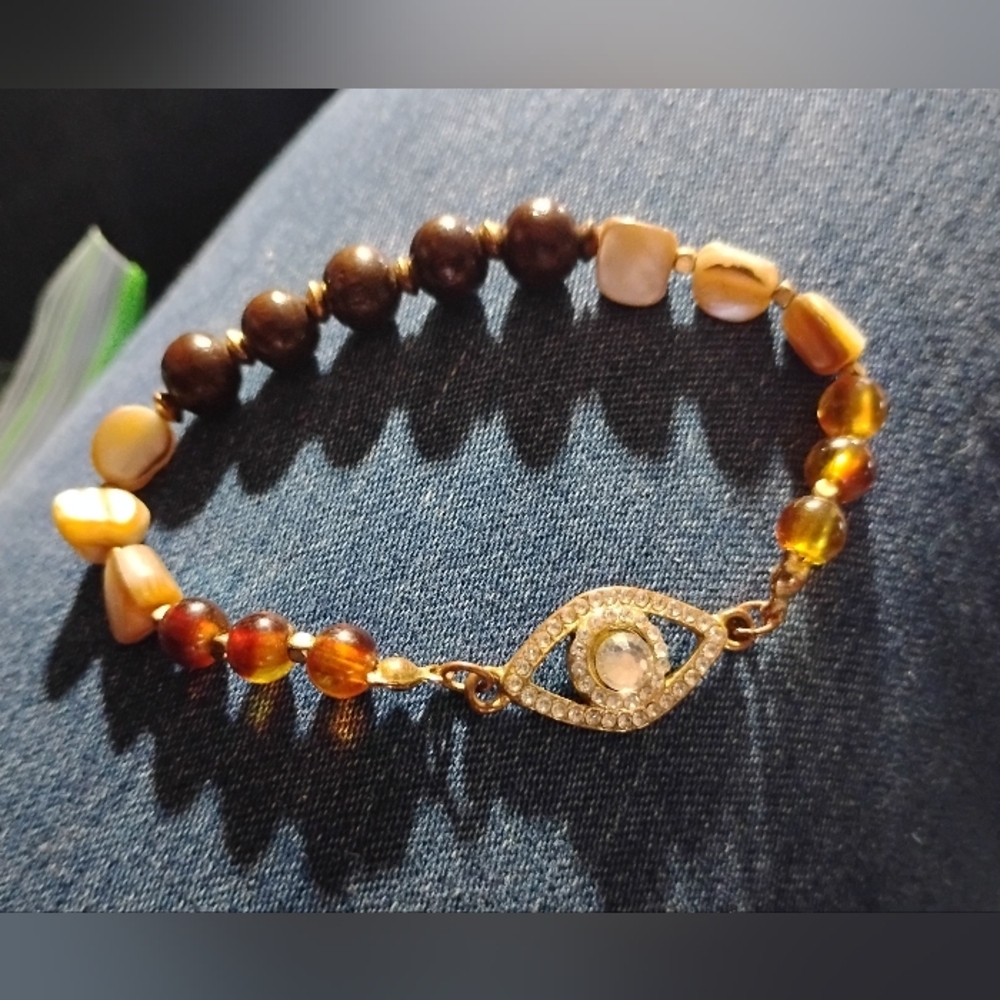 Elegant Gold and Brown Beaded Bracelet